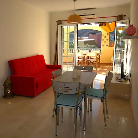 Mogan Pool Marrero Apartment *